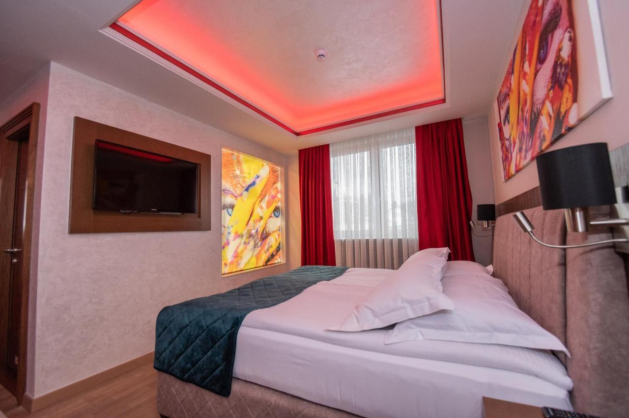 Hotel Park Srebrenik ภายนอก รูปภาพ